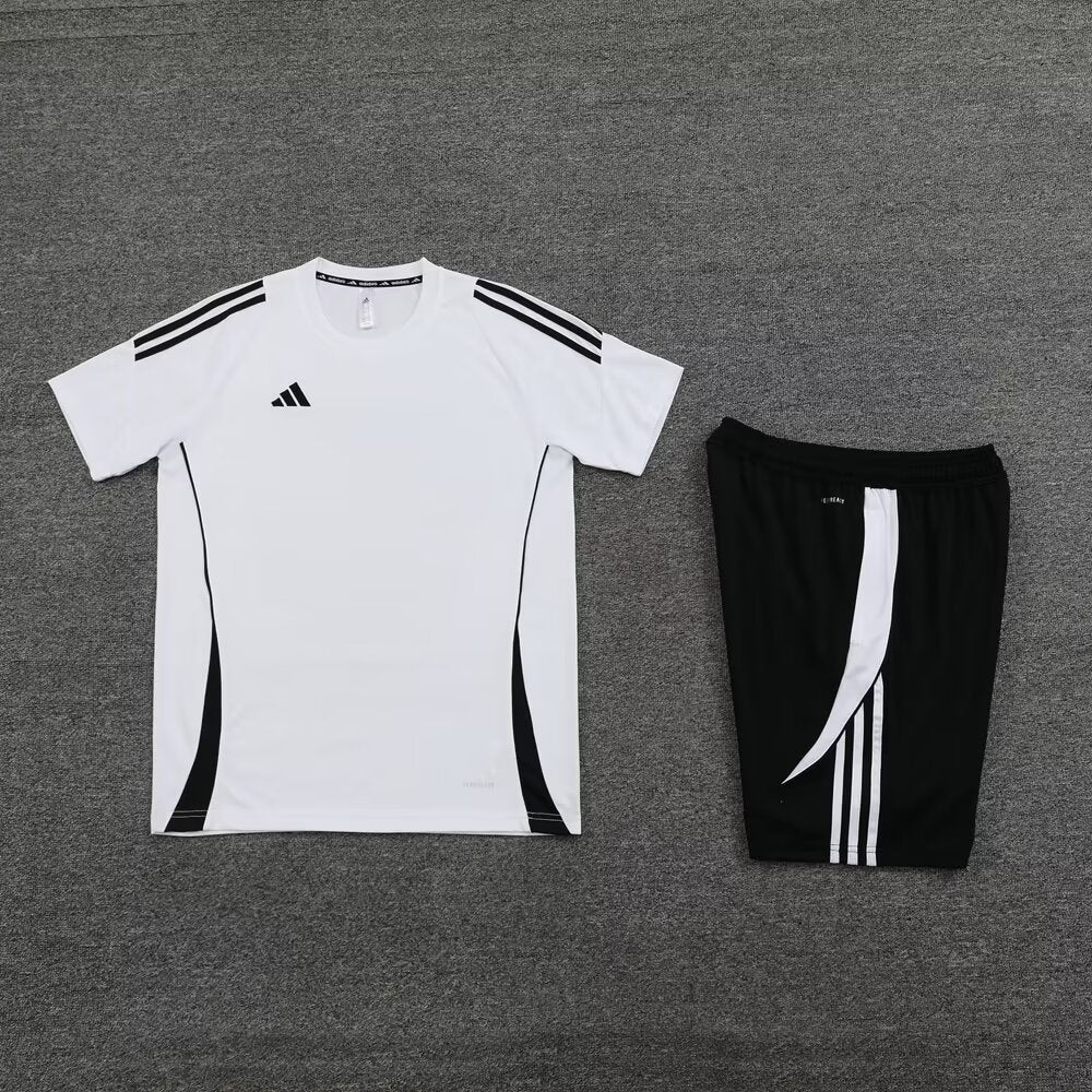 MANCHESTER UNITED SET 2024/25