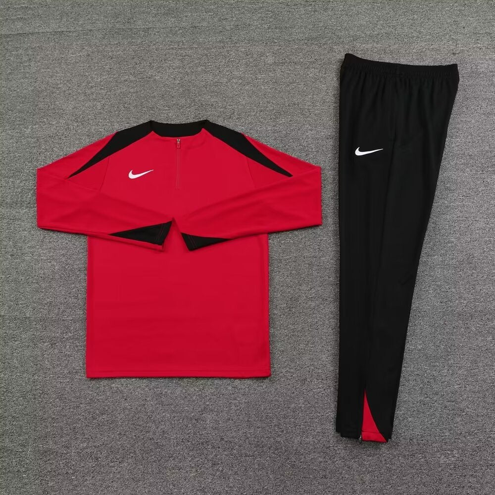 MANCHESTER UNITED SET 2024/25