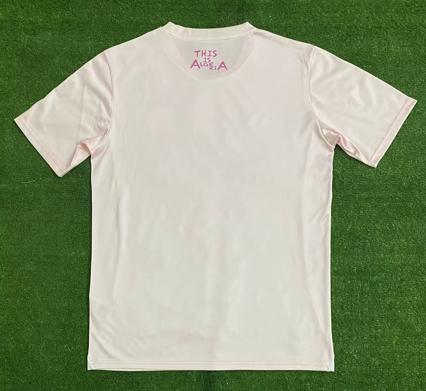 MAILLOT ALGERIE ROSE KARAKOU EDITION 2024/26