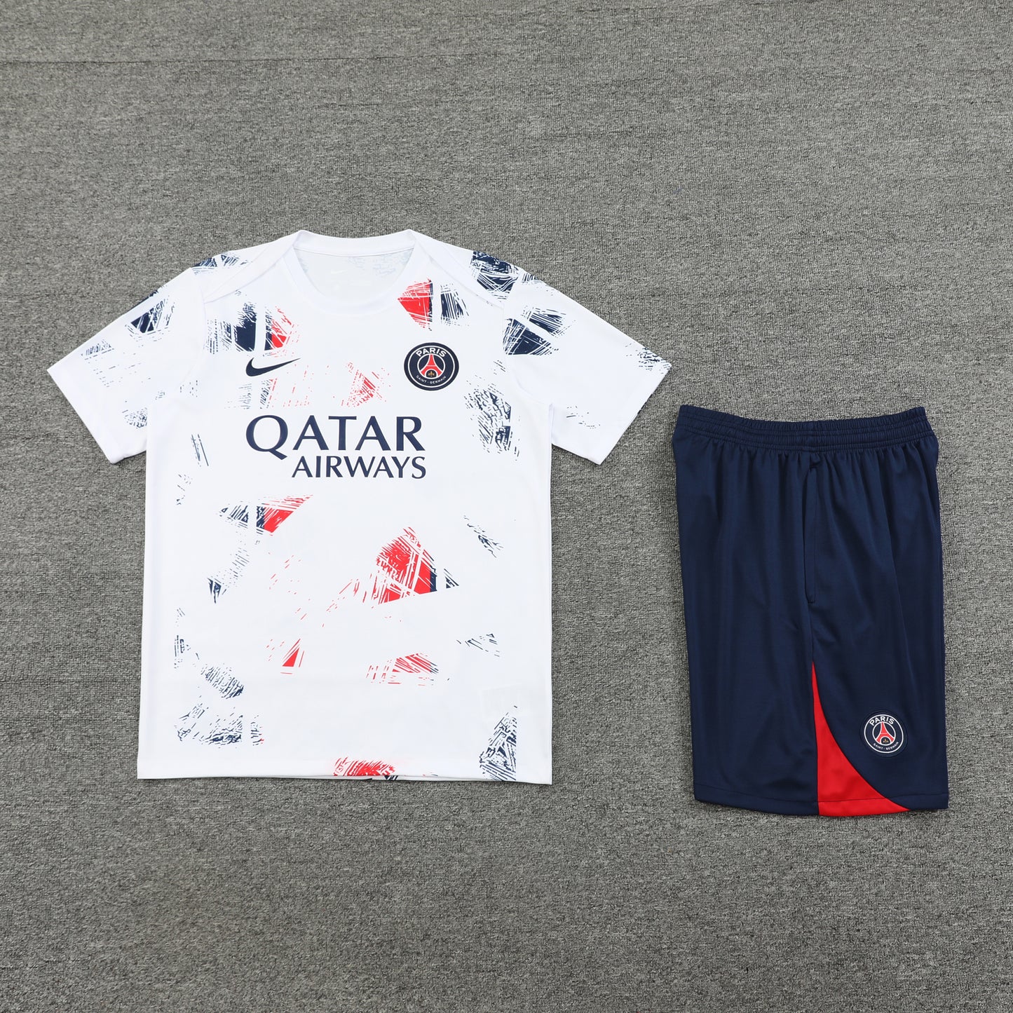 ENSEMBLE PSG EXTERIEUR PRE MATCH 2024/25 - ALLMAILLOT.com