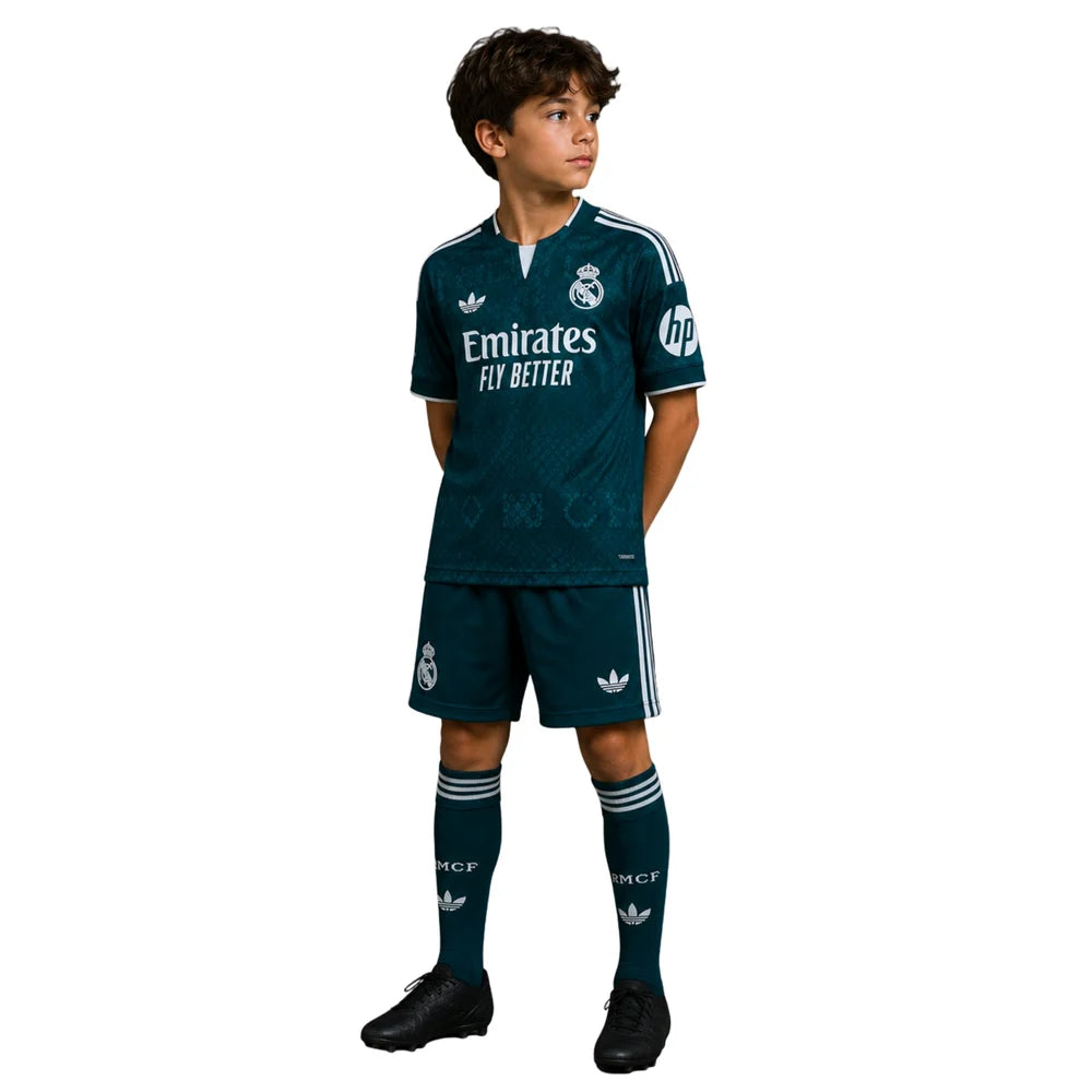 Kit Enfant Real Madrid Extérieur 2026/27