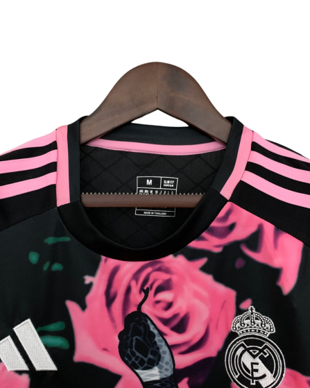 MAILLOT REAL MADRID EDITION SPECIAL 2025