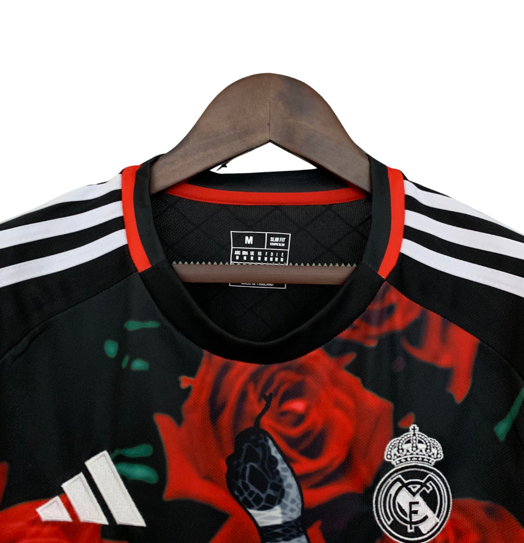 MAILLOT REAL MADRID EDITION SPECIAL 2025