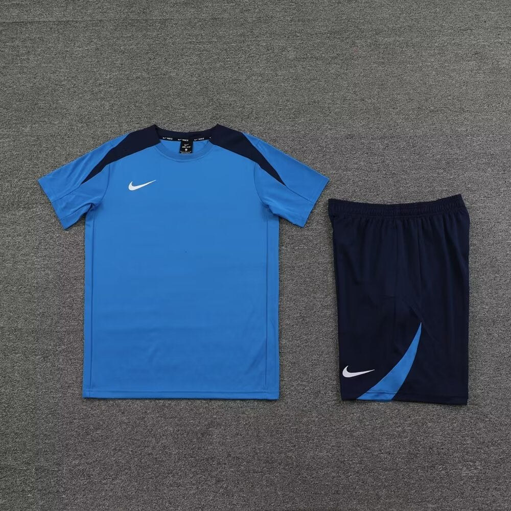 ENSEMBLE NIKE 2024/25