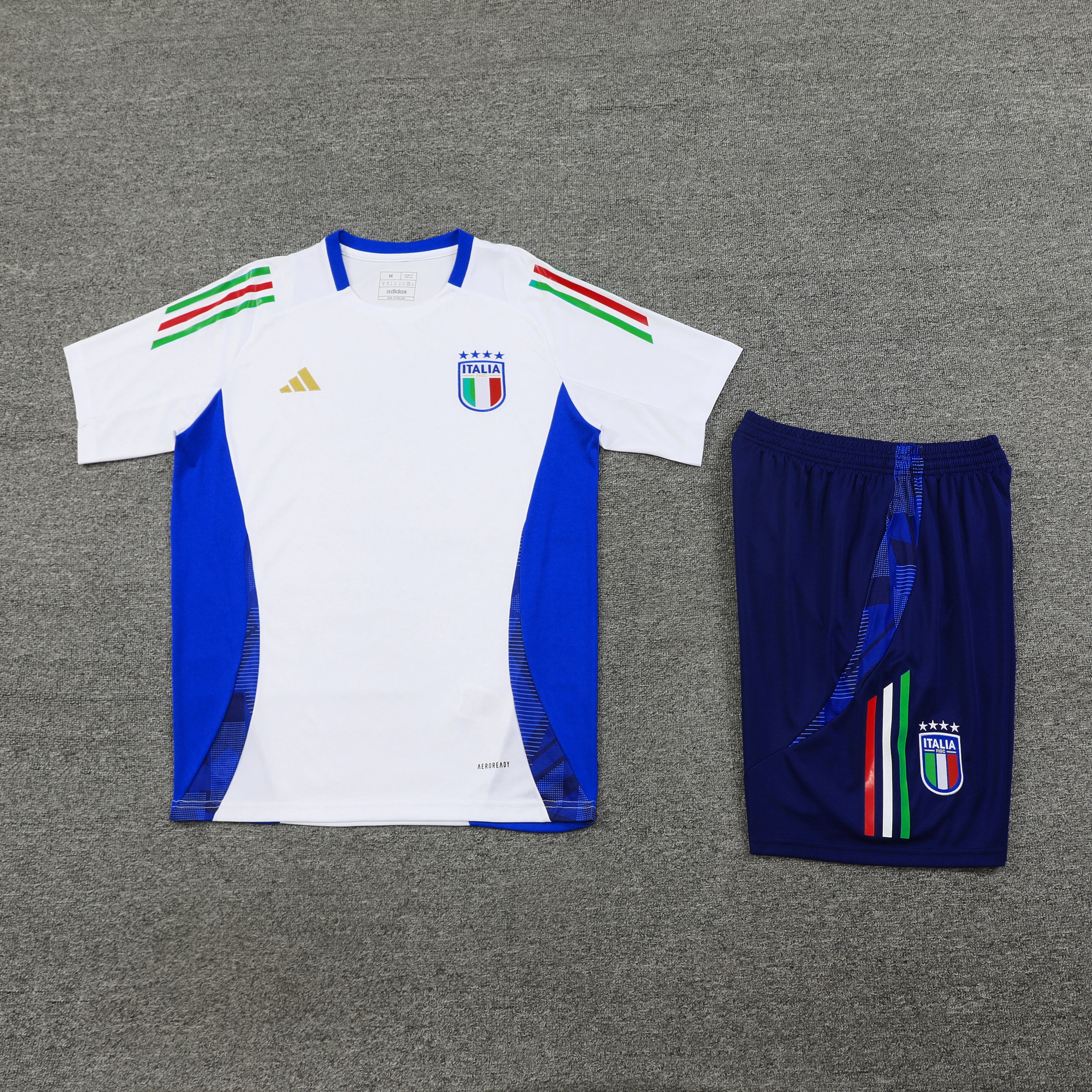 ENSEMBLE ITALIE 2024/26 - ALLMAILLOT.com  