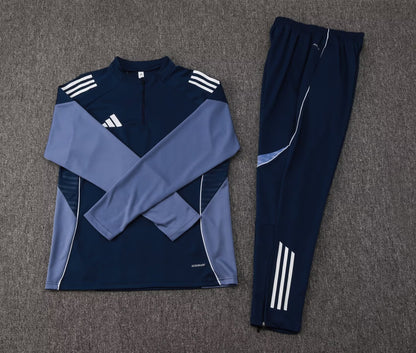 Ensemble Survêtement Adidas 2025