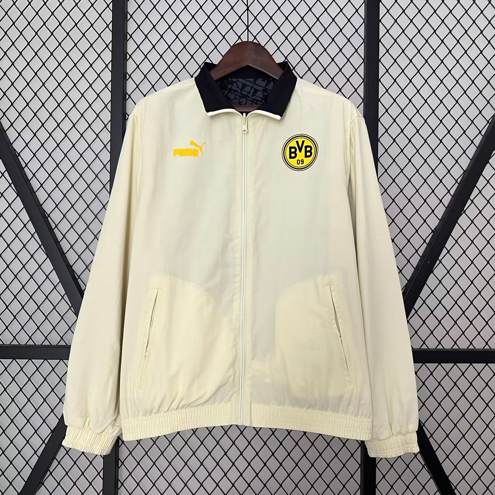 VESTE DORTMUND REVERSIBLE 2024/25 - ALLMAILLOT.com  