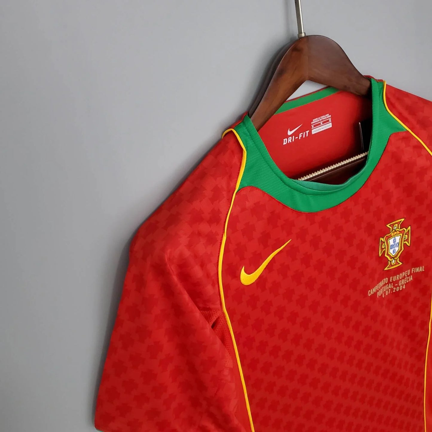 Portugal 2004/06 Retro Jersey