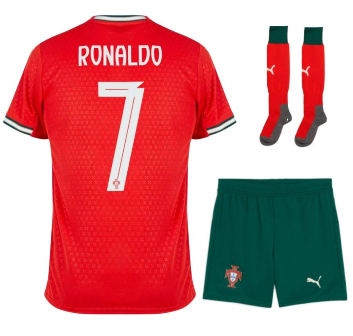 MAILLOT KIT ENFANT PORTUGAL DOMICILE 2025/26 RONALDO
