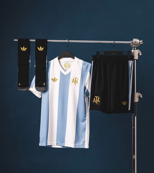 MAILLOT KIT ENFANT ARGENTINE  50e ANNIVERSAIRE 2024/26