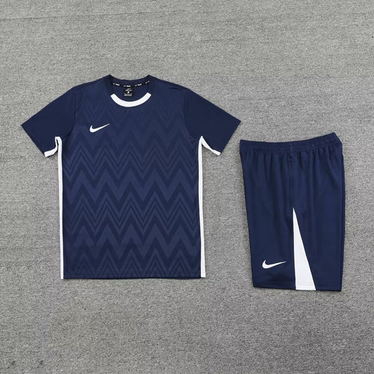 ENSEMBLE NIKE 2024/25