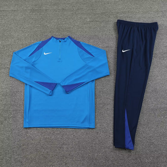 Ensemble Survêtement Nike 2024/25