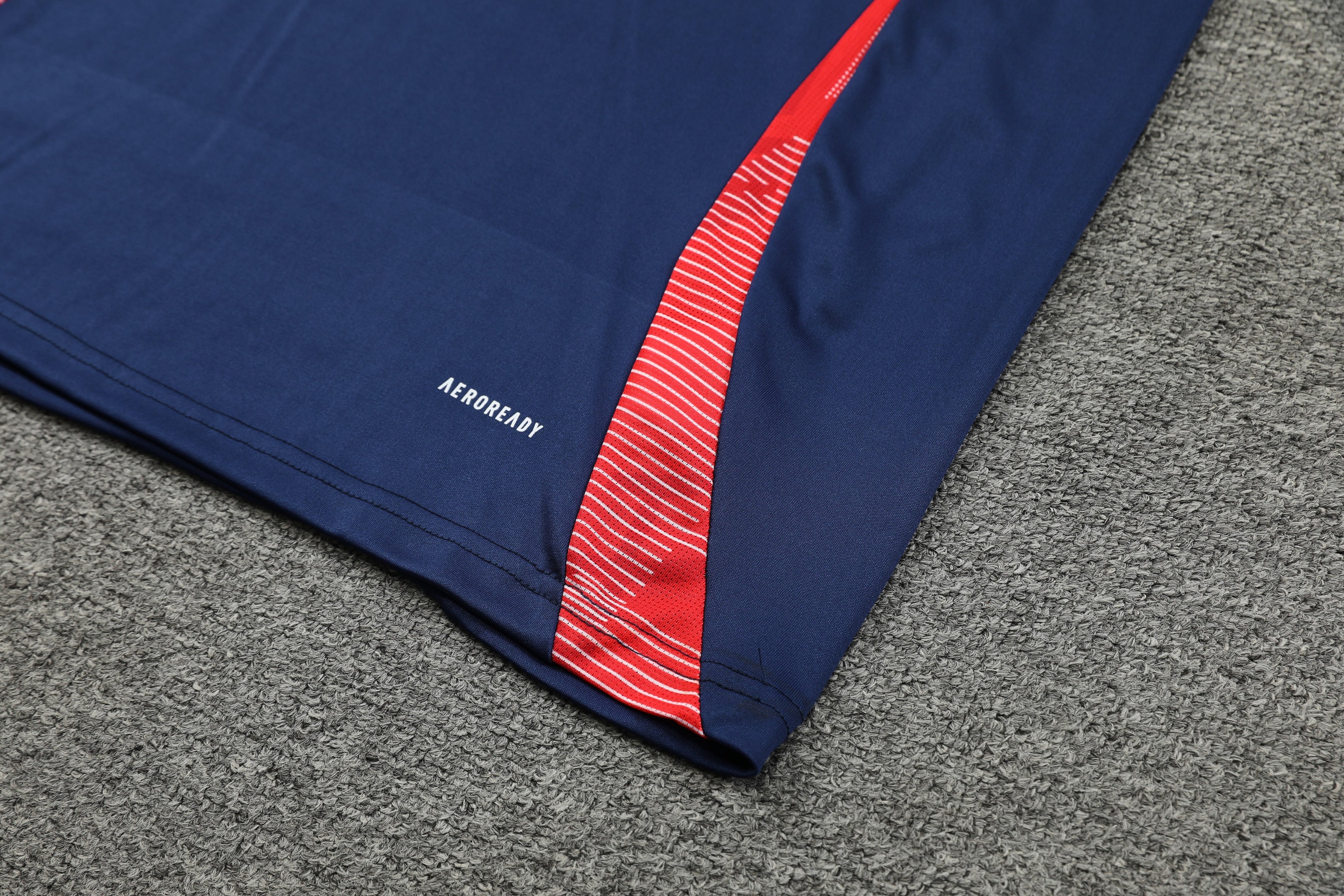 ENSEMBLE MANCHESTER UNITED 2024/25 - ALLMAILLOT.com  