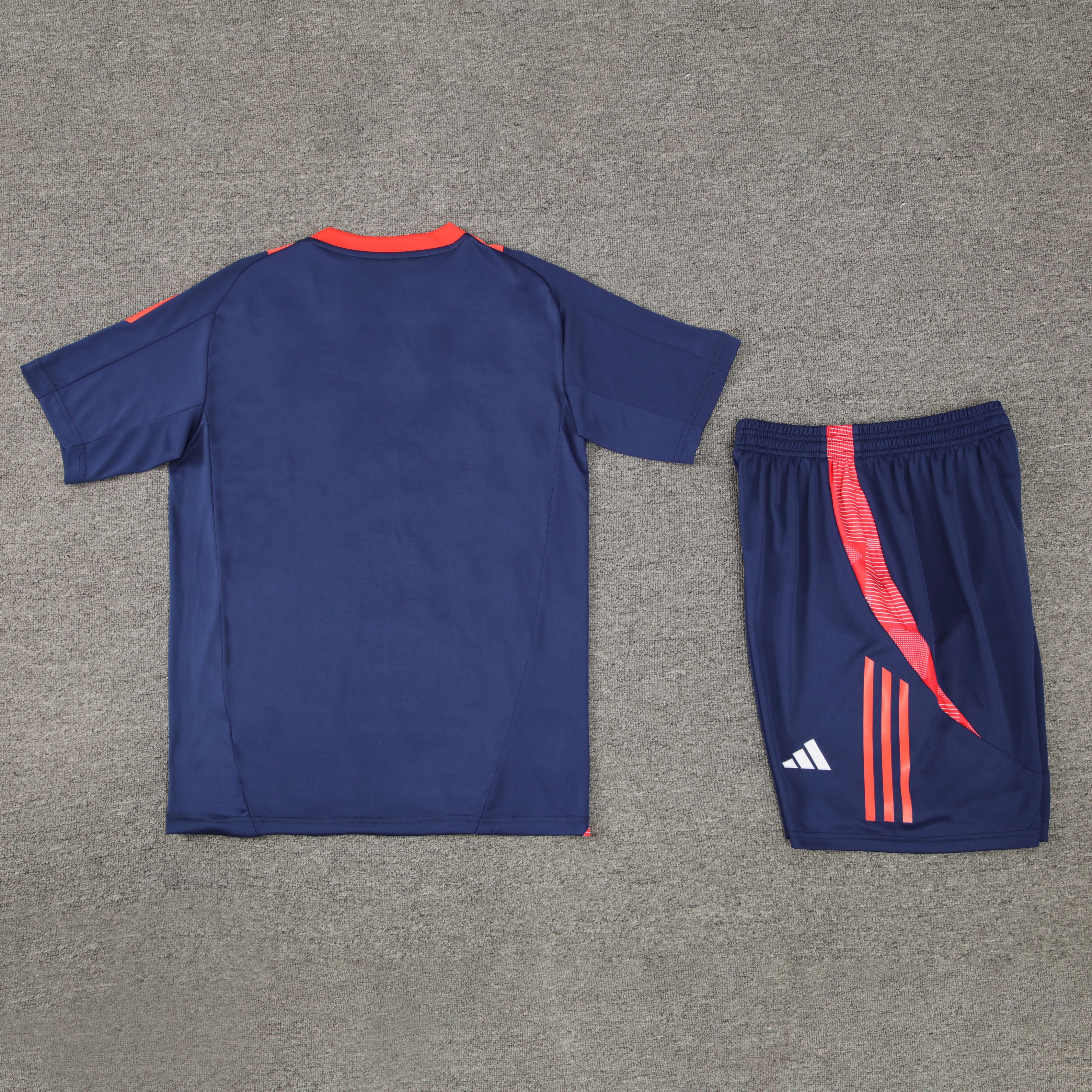 ENSEMBLE MANCHESTER UNITED 2024/25 - ALLMAILLOT.com  