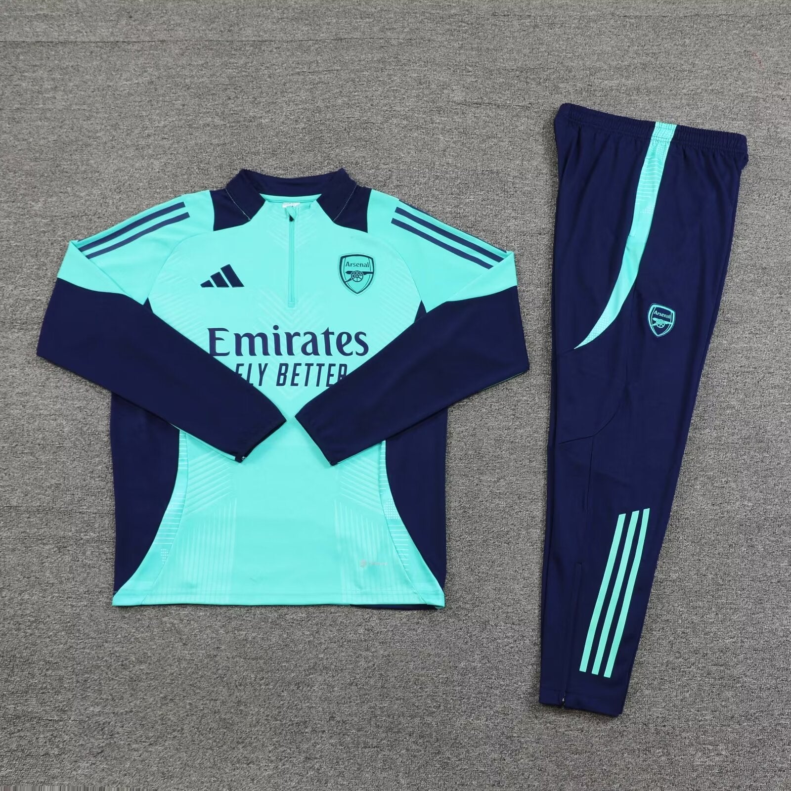 Survêtement  ARSENAL EXTERIEUR 2024/25 - ALLMAILLOT.com  