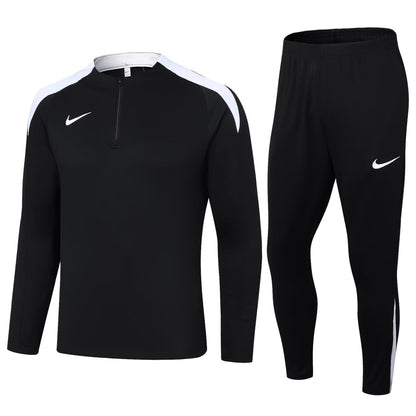 Ensemble Survêtement Nike 2024/25