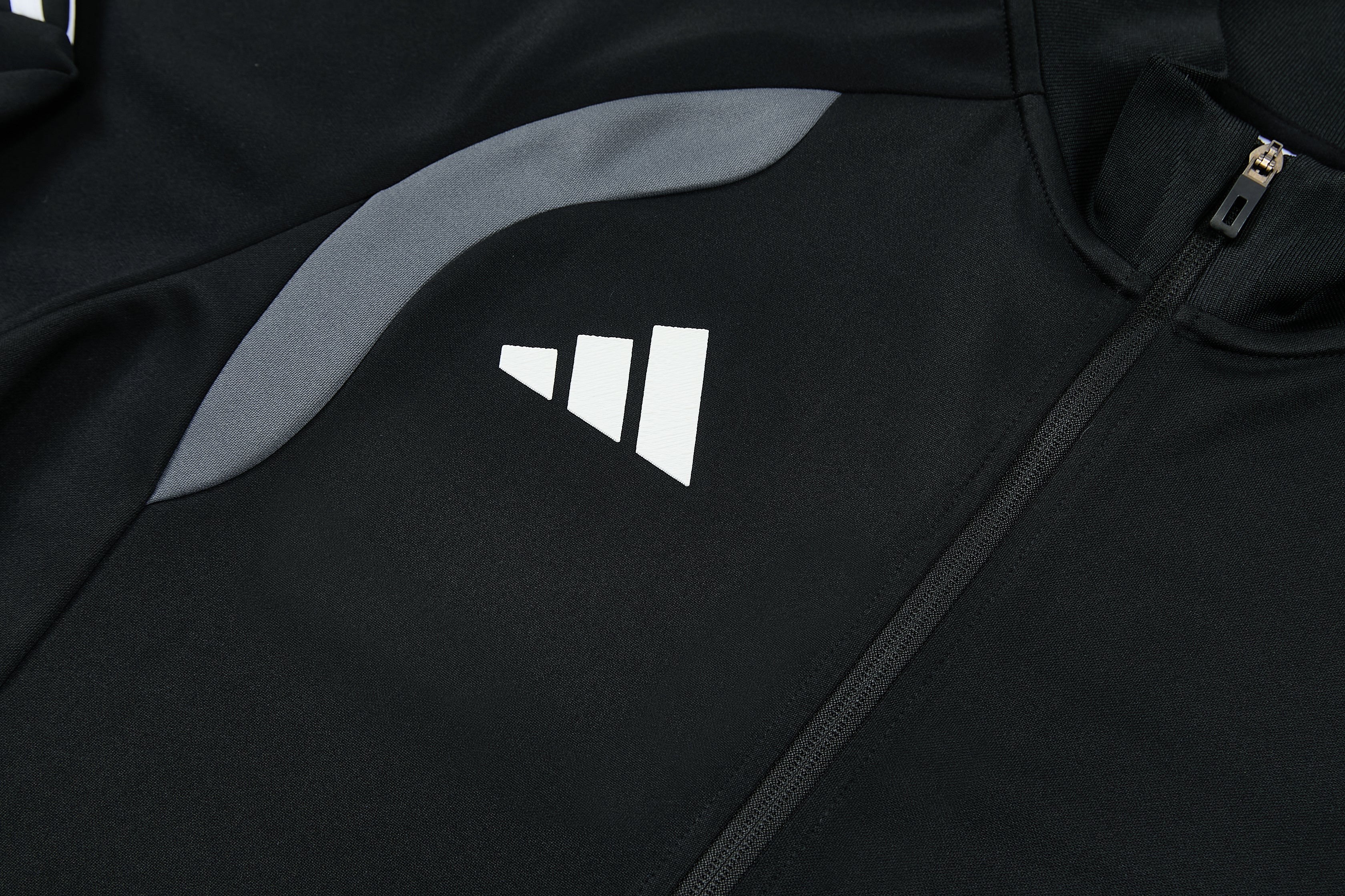 Survêtement Adidas Noir 2026
