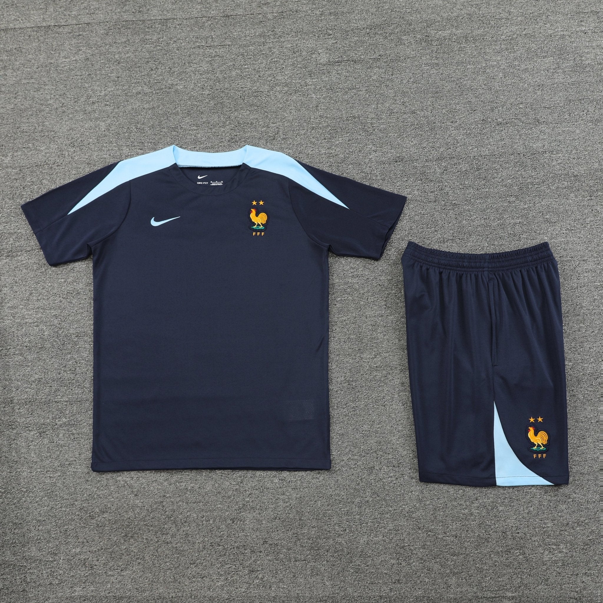 ENSEMBLE EQUIPE DE FRANCE 2024/26 - ALLMAILLOT.com